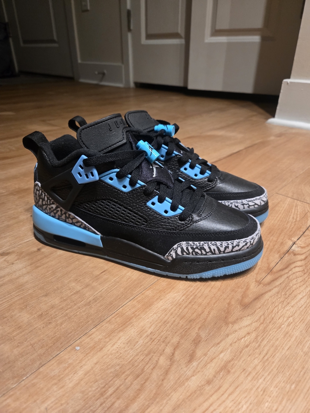 Kids Black and Blue Basketball Sneakers